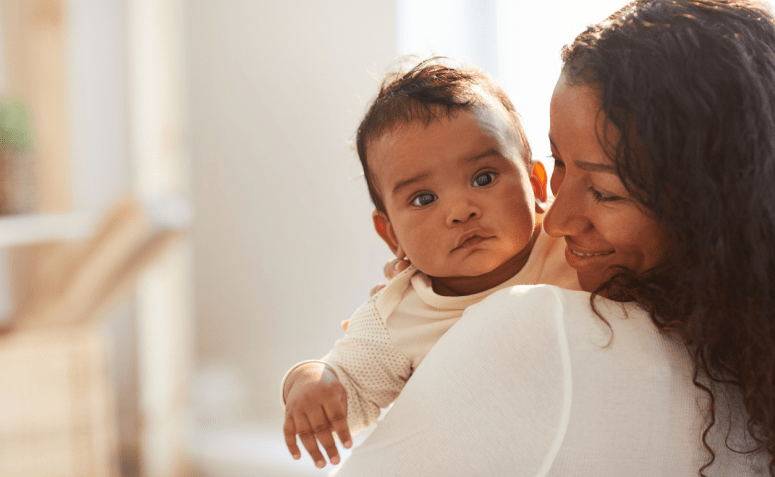 Como fazer o bebê arrotar: 5 dicas para ajudá-lo a se sentir melhor
