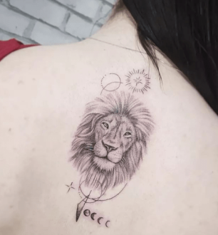 40 ideias de tatuagem de leão nas costas para uma mulher de atitude