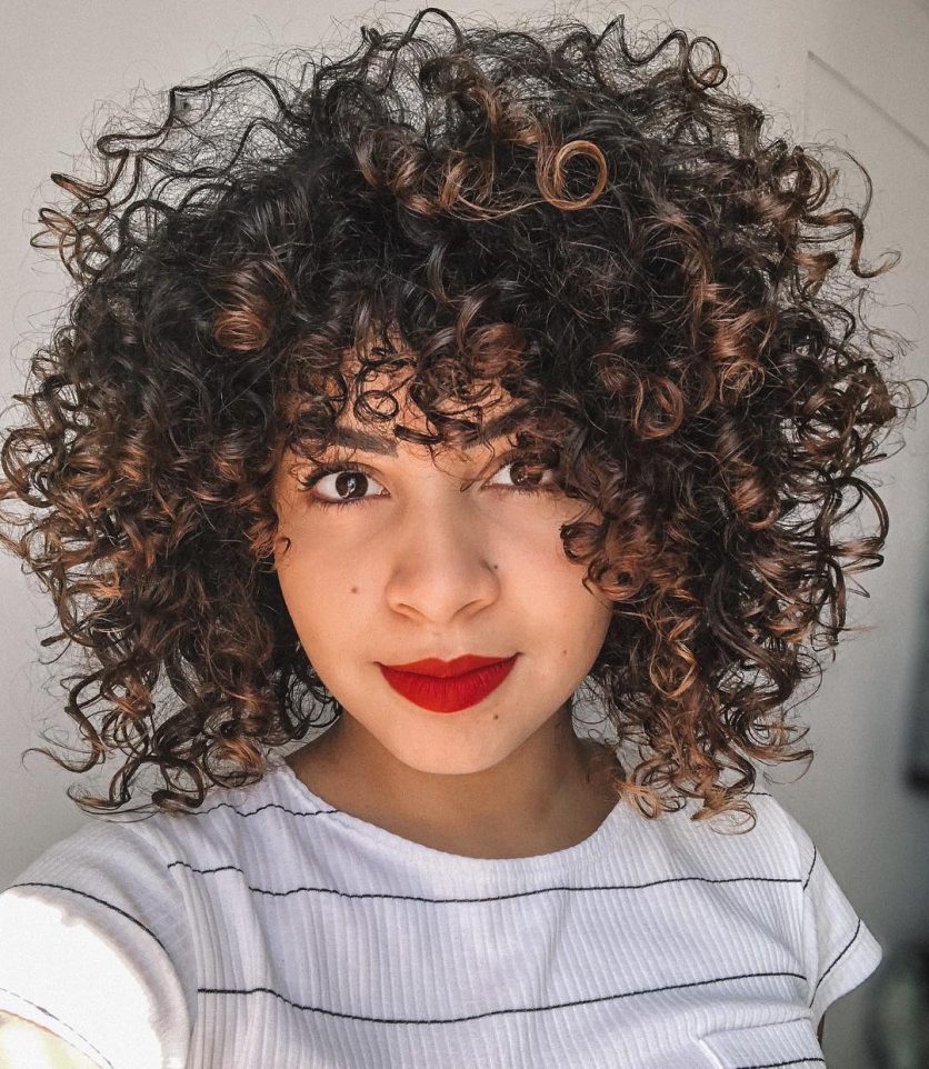 Franja repicada: 50 fotos + tutoriais para aderir a esse visual