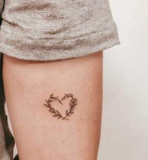 50 fotos de tatuagem pequena no braço que esbanjam delicadeza