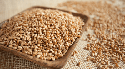 8 benefícios da farinha de linhaça dourada e receitas práticas