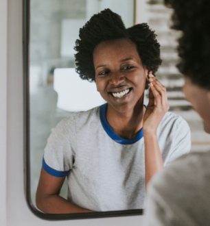 Conheça os benefícios da limpeza de pele profunda e como fazer em casa