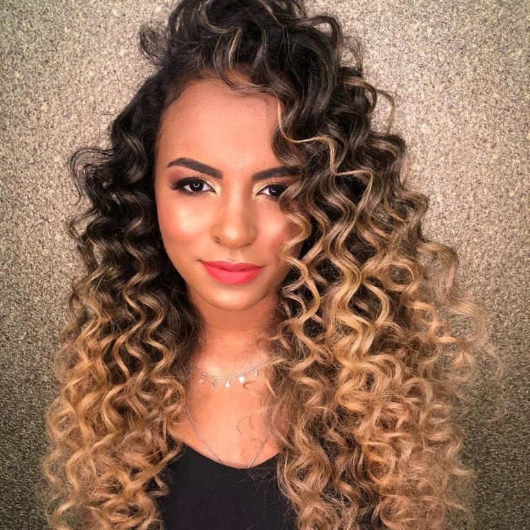 Morena iluminada avelã: fotos e tutoriais incríveis para atingir esse tom
