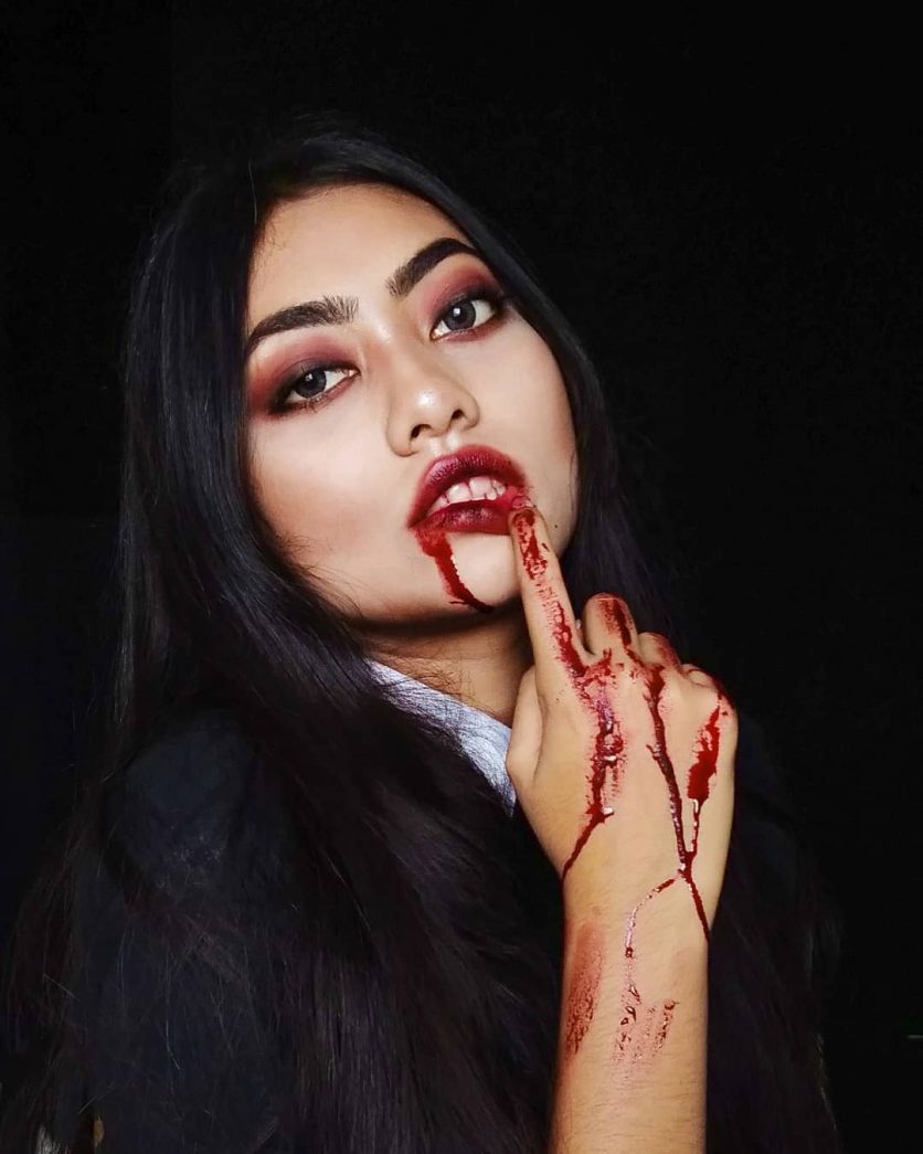 maquiagem de halloween de vampira
