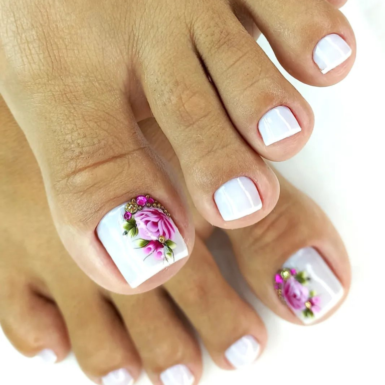 Unhas do pé decoradas com flores: 35 opções e 5 tutoriais