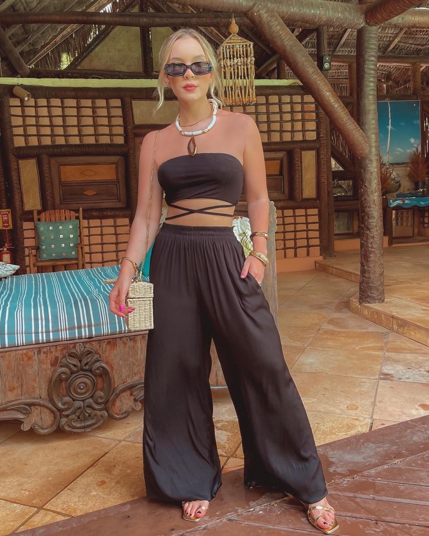 calça pantalona preta