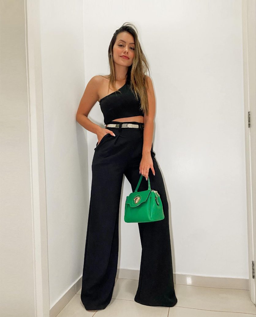 calça pantalona preta