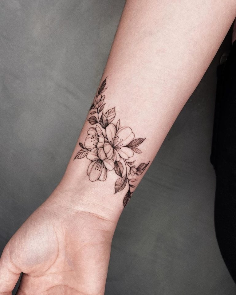 Tatuagem no pulso: 50 ideias para levar ao tatuador