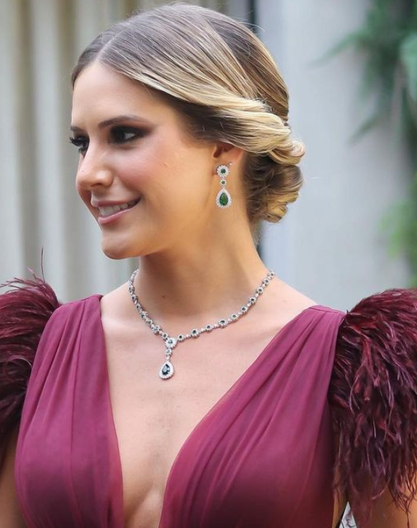 Penteados para madrinha de casamento: 60 ideias para esse dia inesquecível