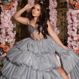 Vestido de 15 anos: 60 modelos para debutantes, mães e convidadas