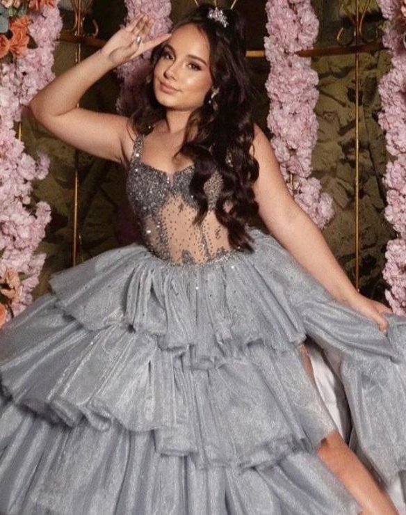 Vestido de 15 anos: 60 modelos para debutantes, mães e convidadas