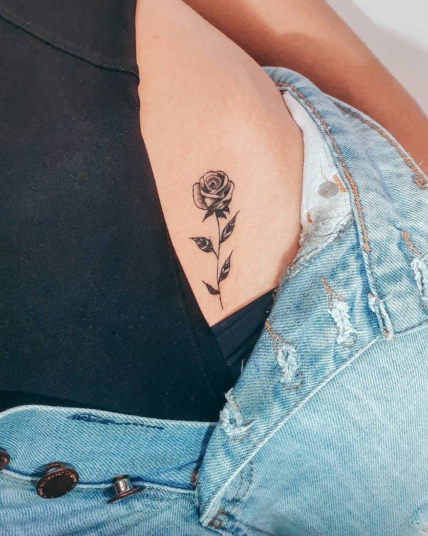 Tatuagem na virilha: 60 fotos e ideias para quem quer ousar