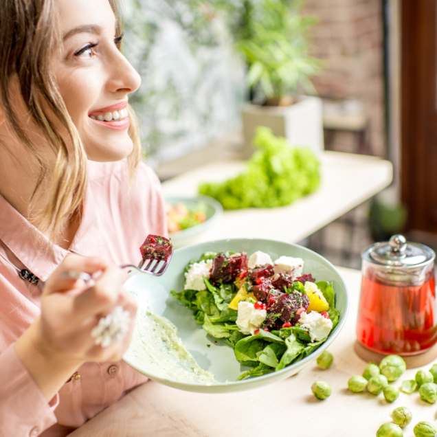Skincare dinner: a nova tendência que mostra que beleza também vem do prato