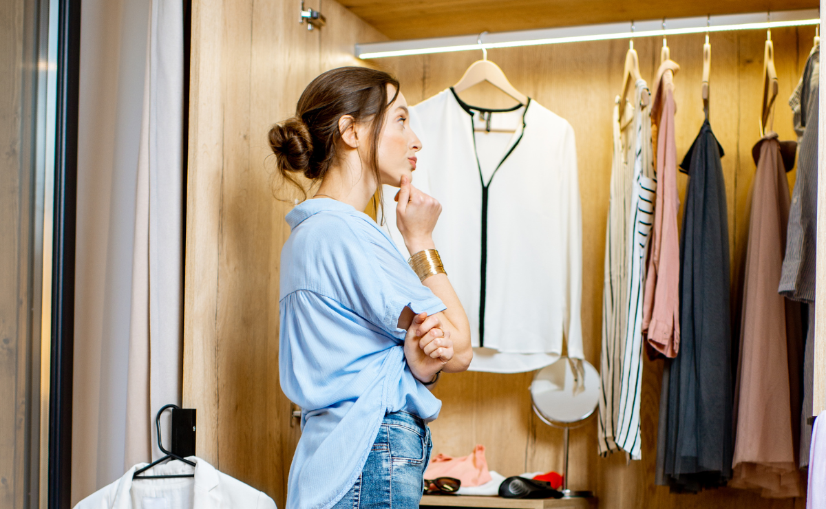 10 itens que só ocupam espaço no seu guarda-roupa (e você não vai sentir falta)